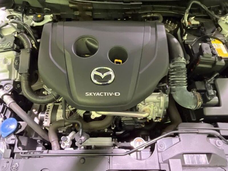 MAZDA2