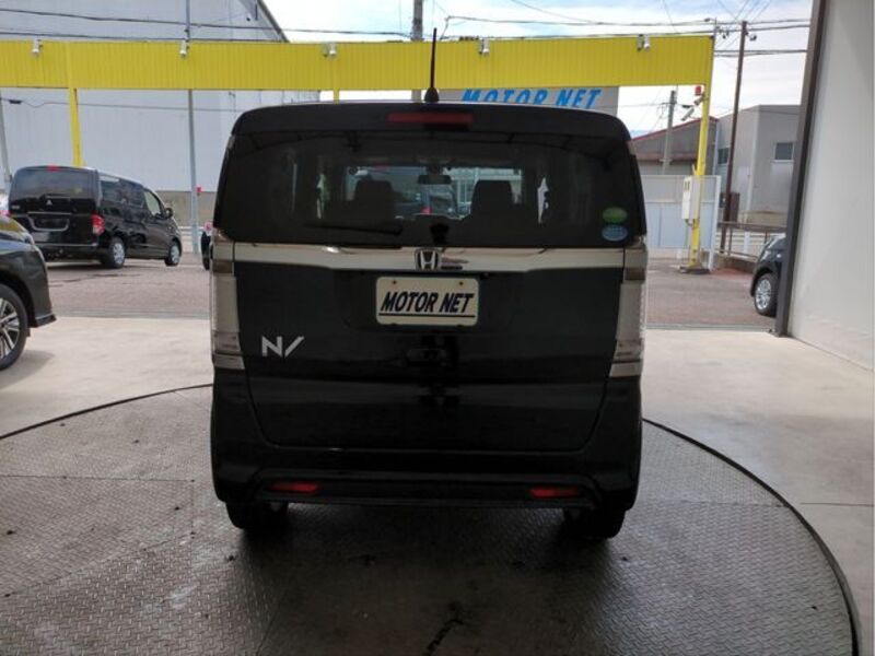 N BOX SLASH