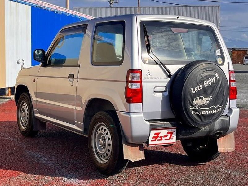 PAJERO MINI