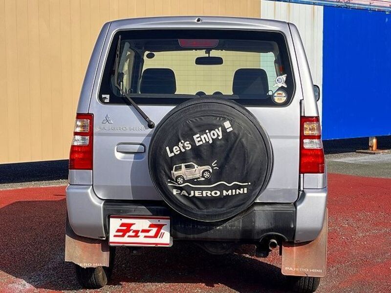 PAJERO MINI