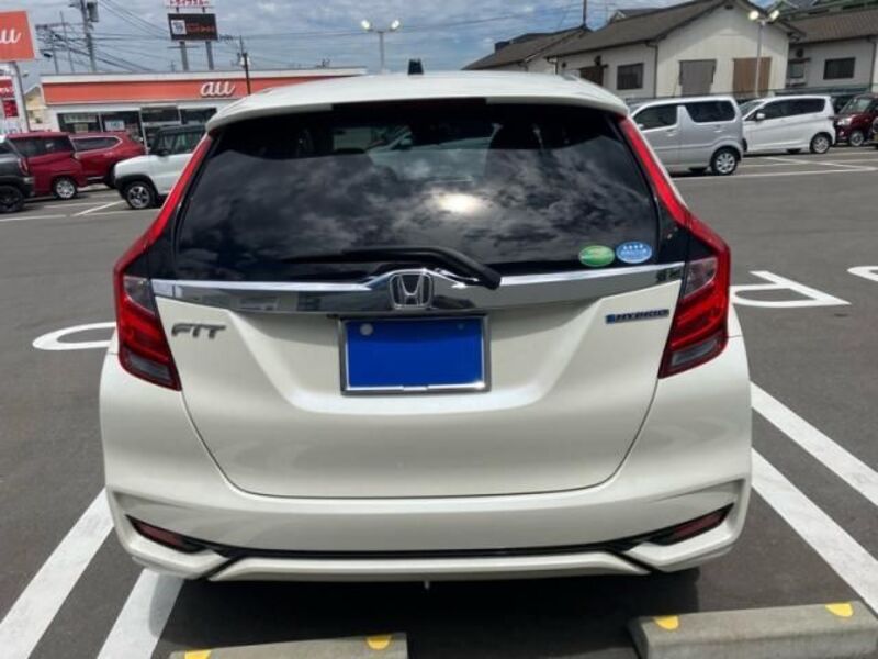 FIT HYBRID