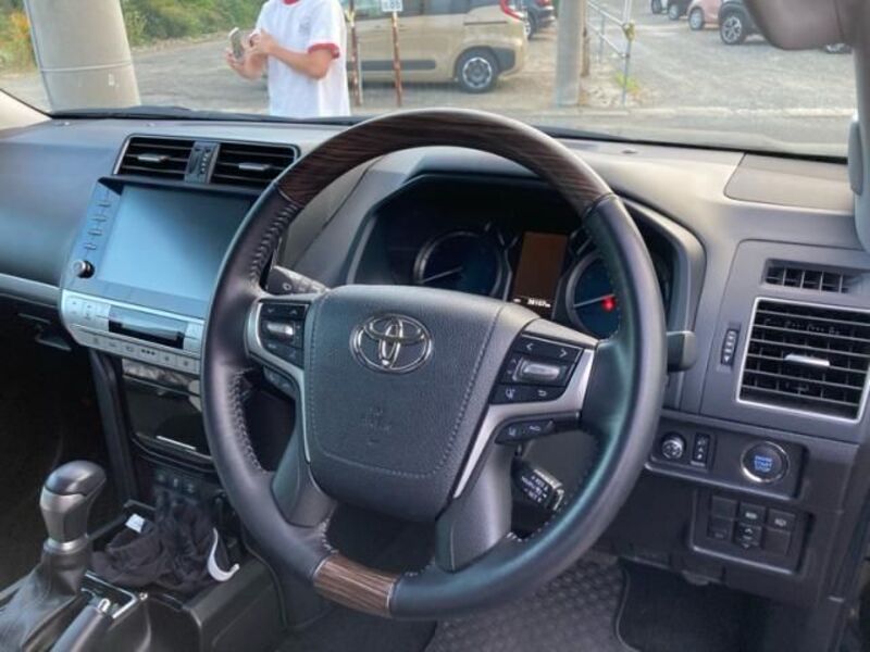 LAND CRUISER PRADO