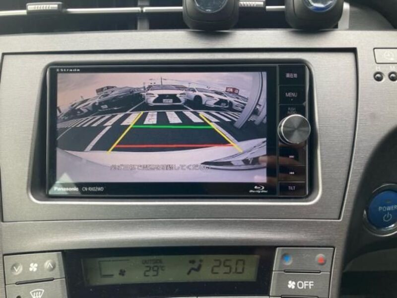 PRIUS PHV