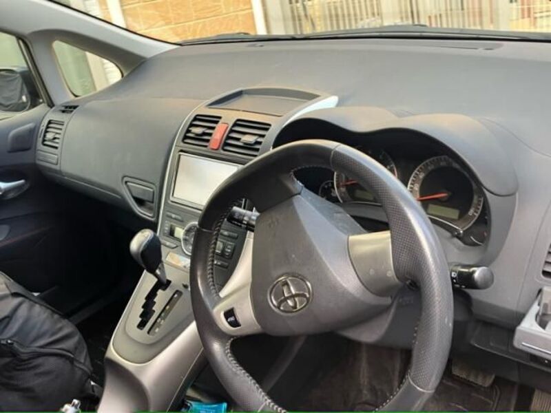 AURIS