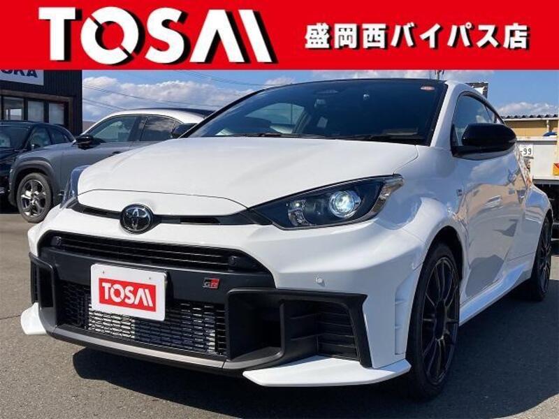 GR YARIS-0