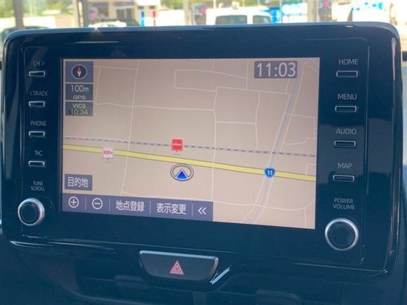 YARIS CROSS