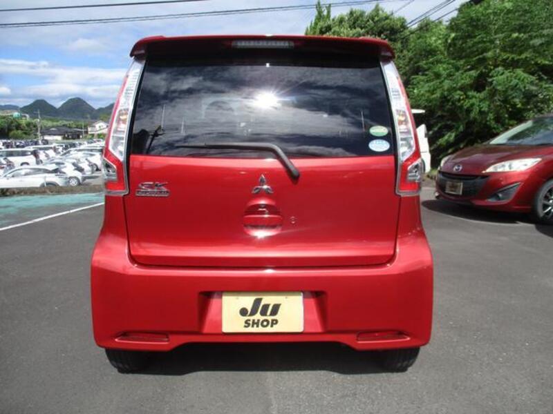 EK CUSTOM