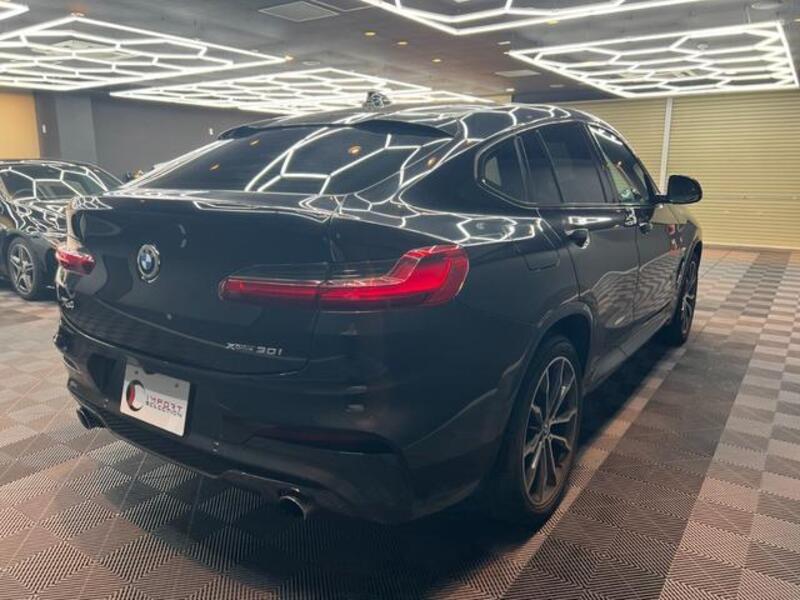 X4
