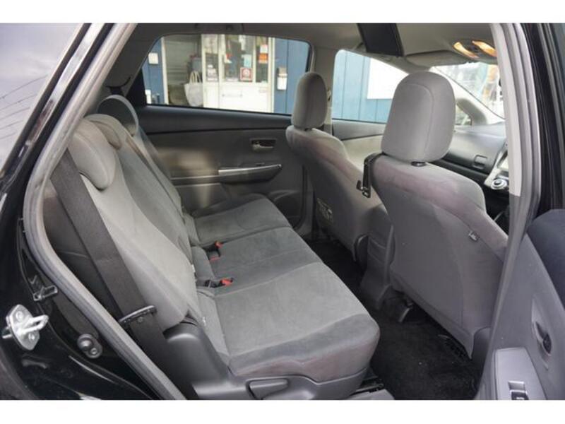 PRIUS ALPHA