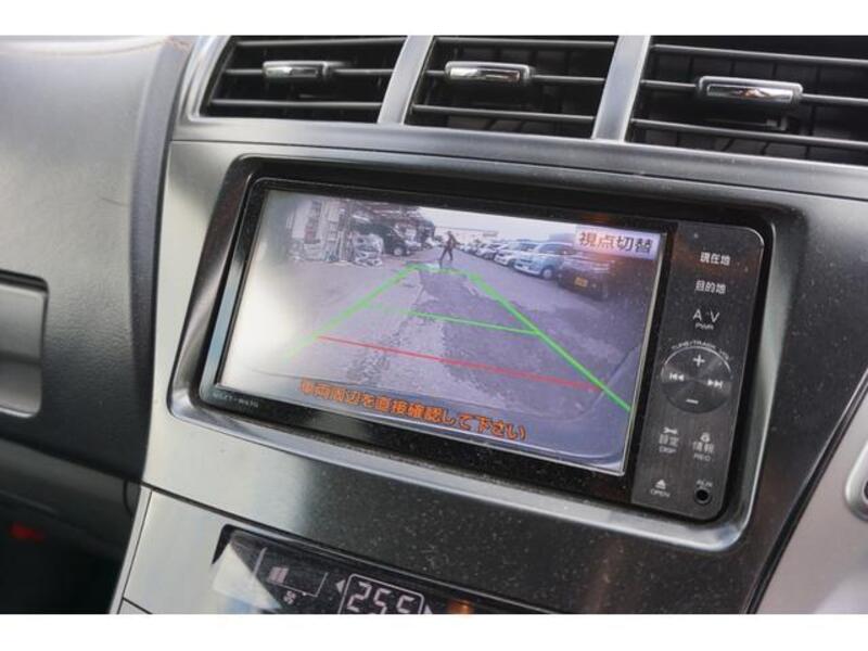 PRIUS ALPHA