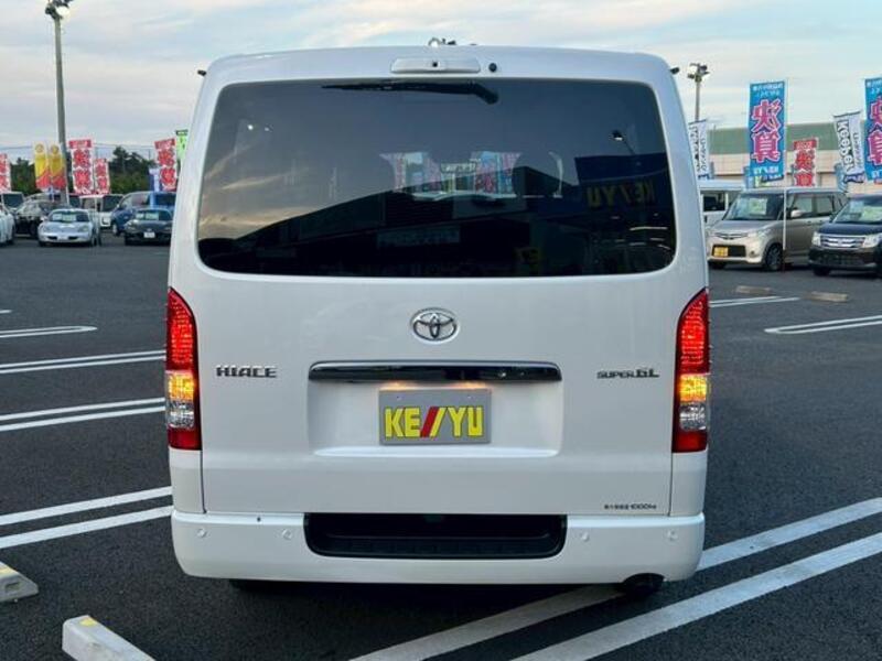 HIACE VAN
