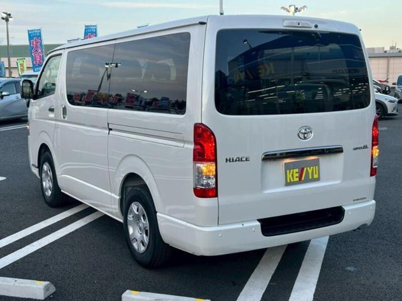 HIACE VAN