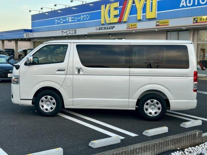 HIACE VAN