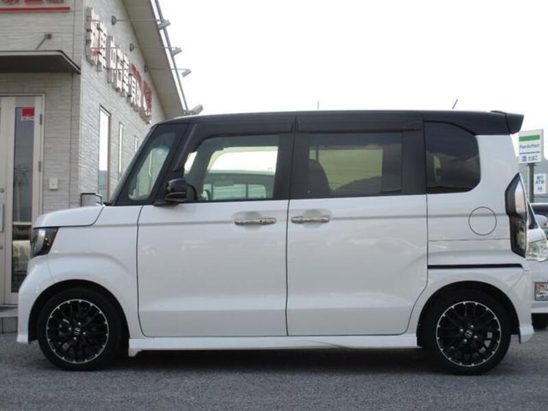 N BOX CUSTOM