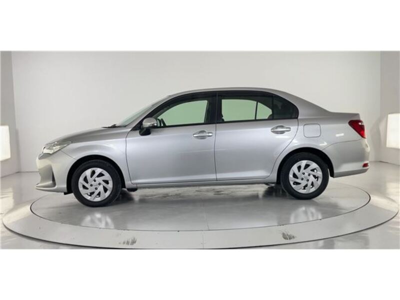 COROLLA AXIO