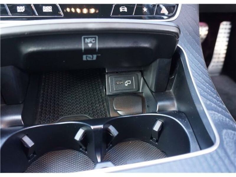 E-CLASS