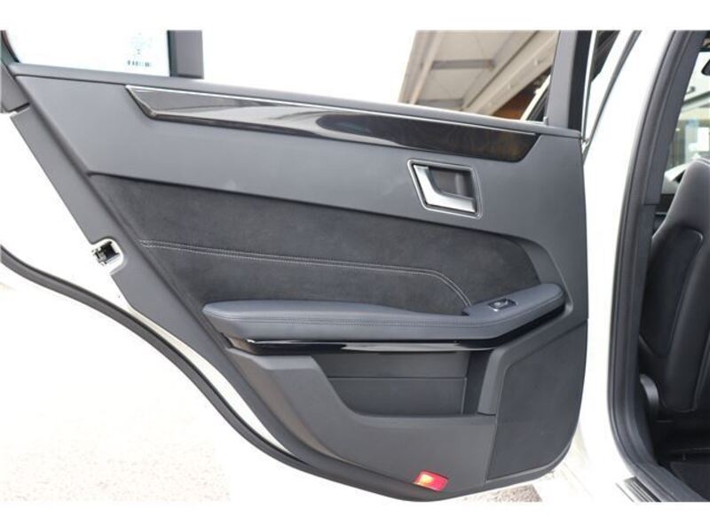 E-CLASS