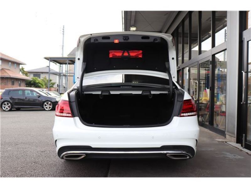 E-CLASS