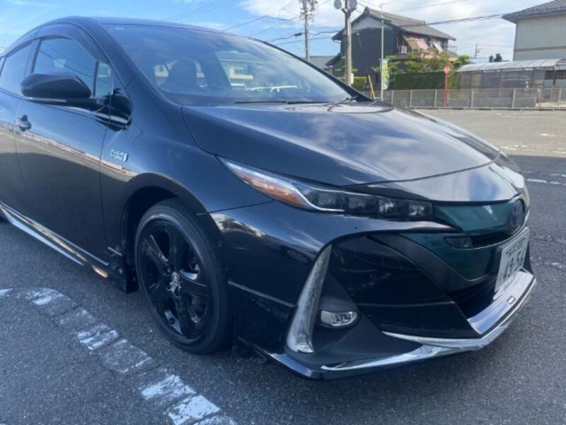PRIUS PHV