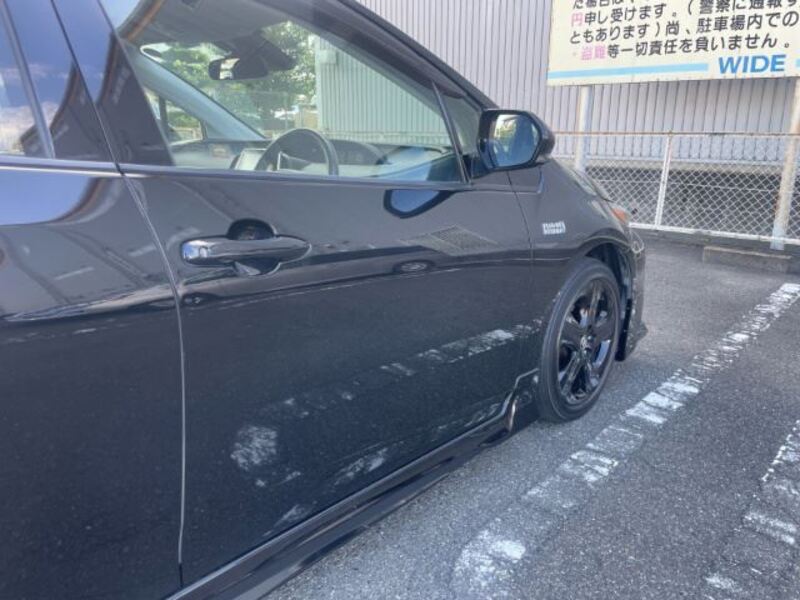PRIUS PHV