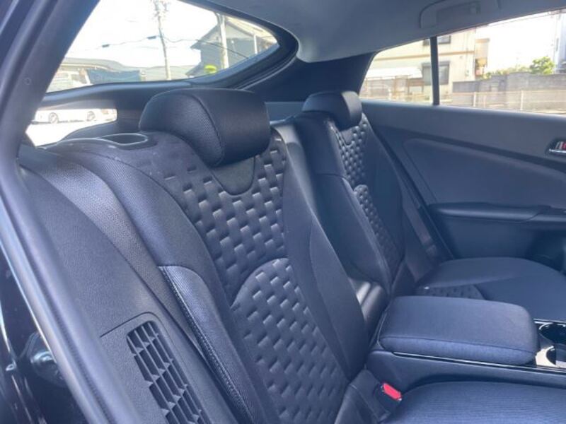 PRIUS PHV