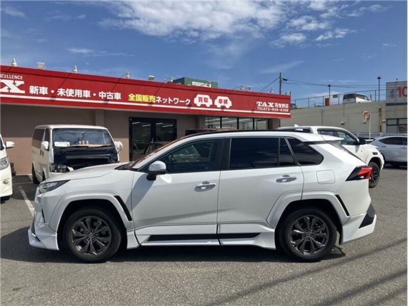 RAV4