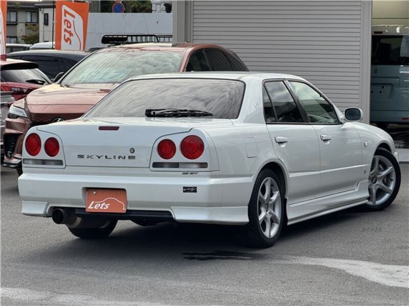SKYLINE