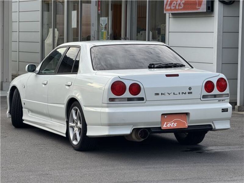 SKYLINE