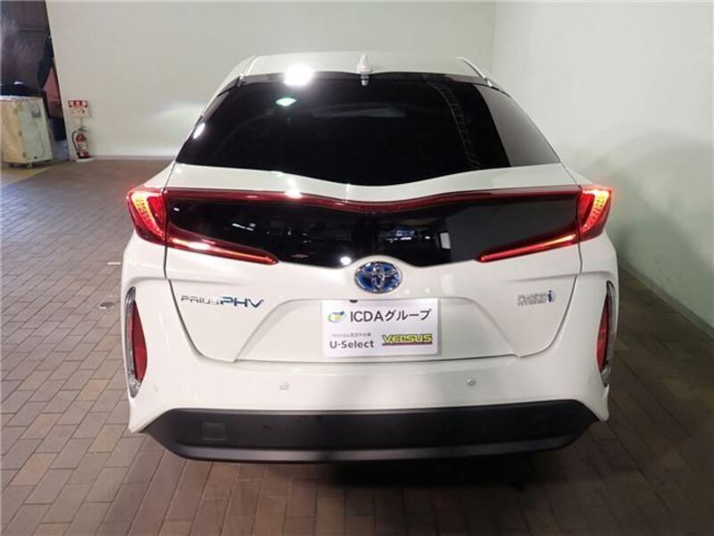 PRIUS PHV