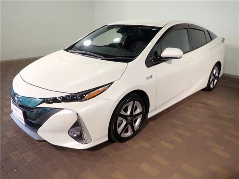 PRIUS PHV