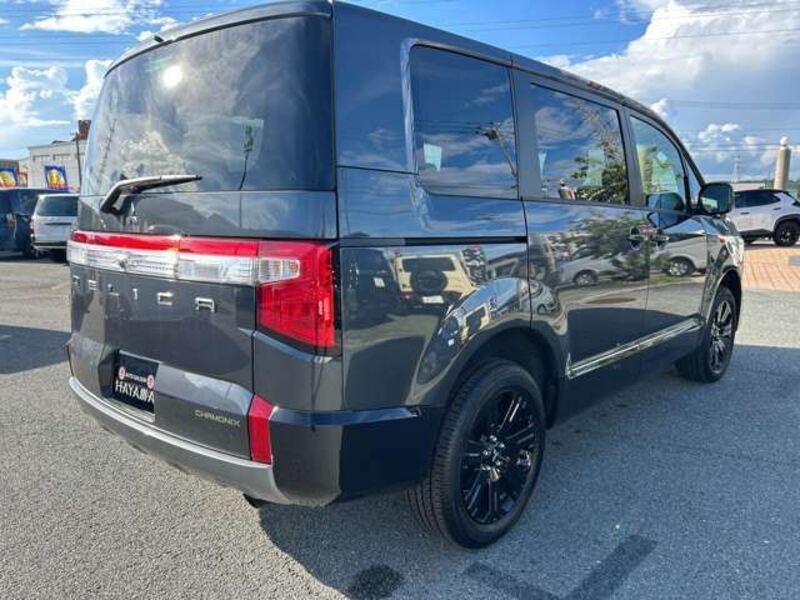 DELICA D5
