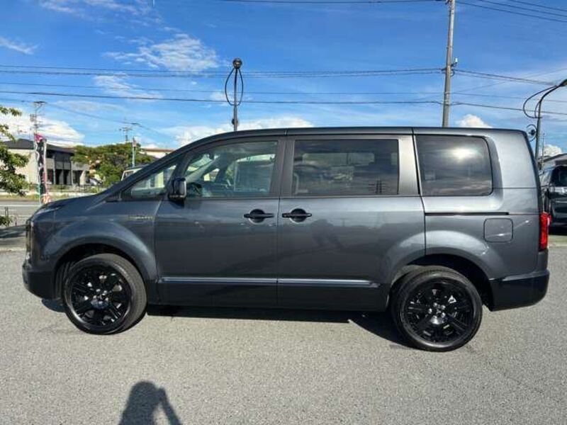 DELICA D5