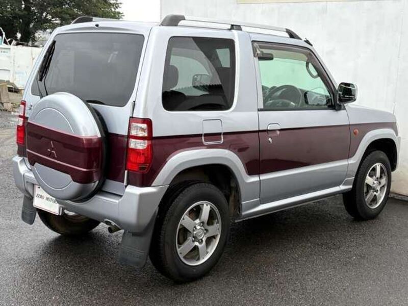 PAJERO MINI
