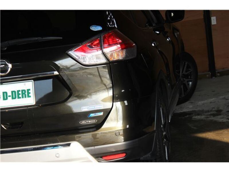 X-TRAIL