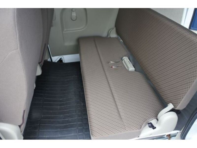 MINICAB VAN