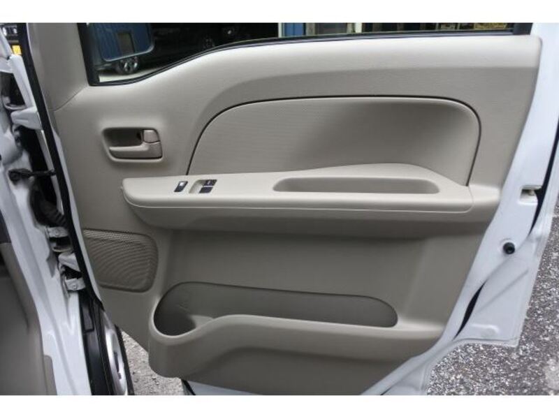 MINICAB VAN