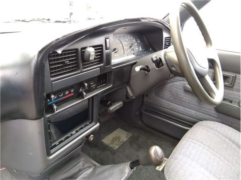 HILUX