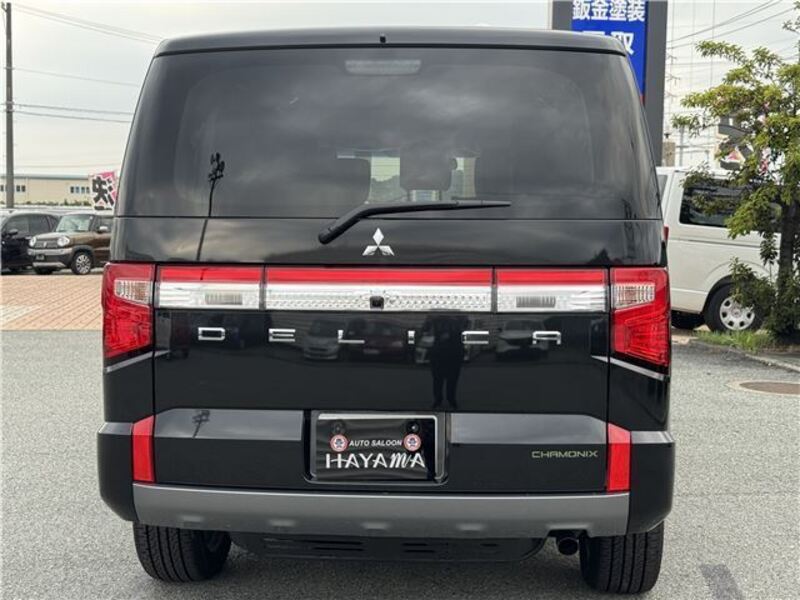 DELICA D5