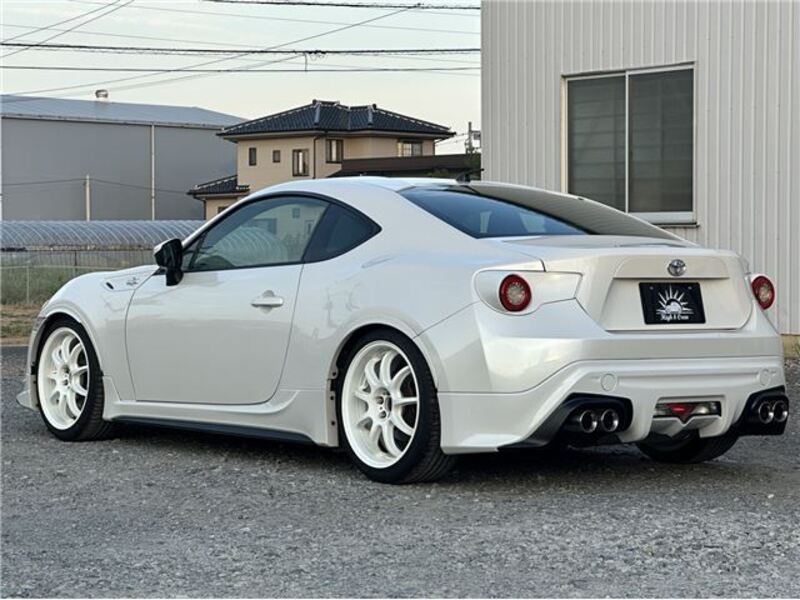 86