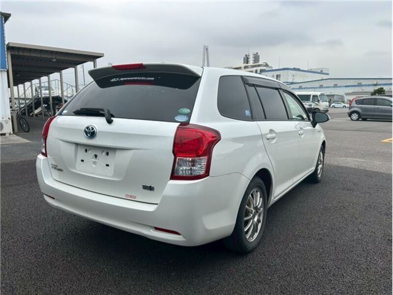COROLLA FIELDER