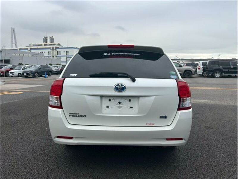 COROLLA FIELDER