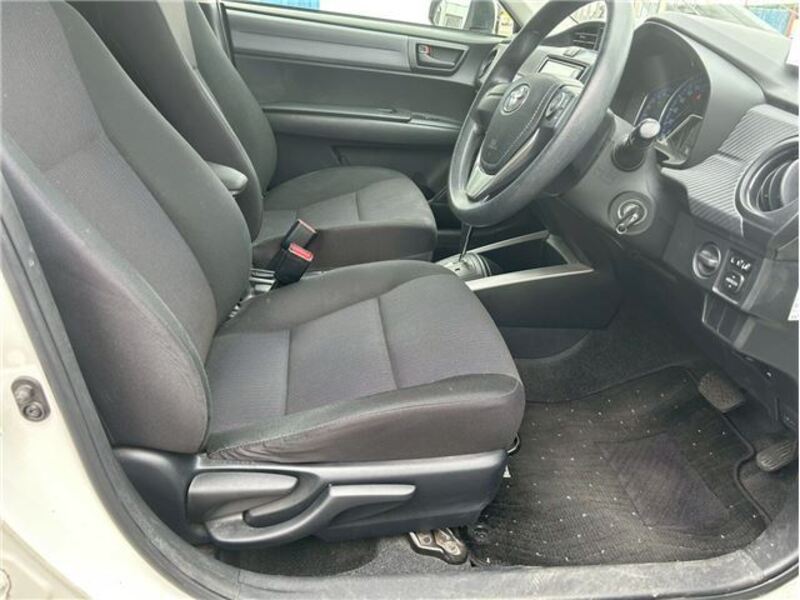 COROLLA FIELDER