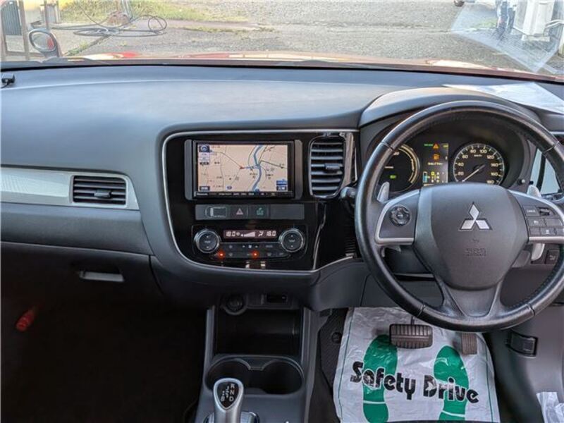 OUTLANDER PHEV