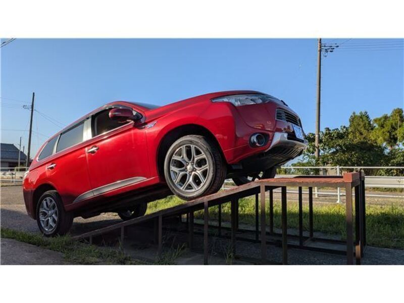 OUTLANDER PHEV