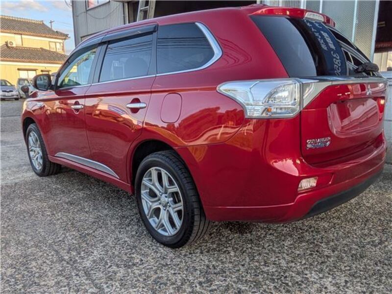 OUTLANDER PHEV