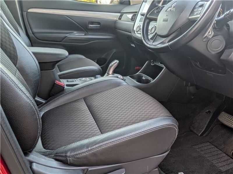OUTLANDER PHEV
