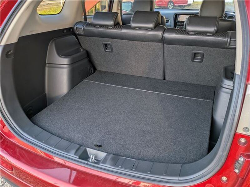OUTLANDER PHEV