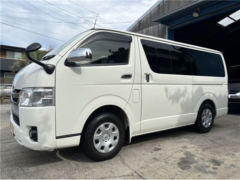 HIACE VAN