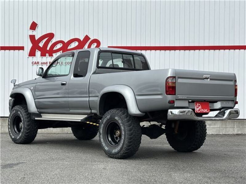 HILUX