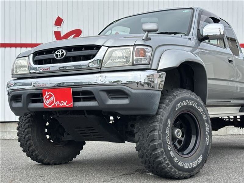 HILUX